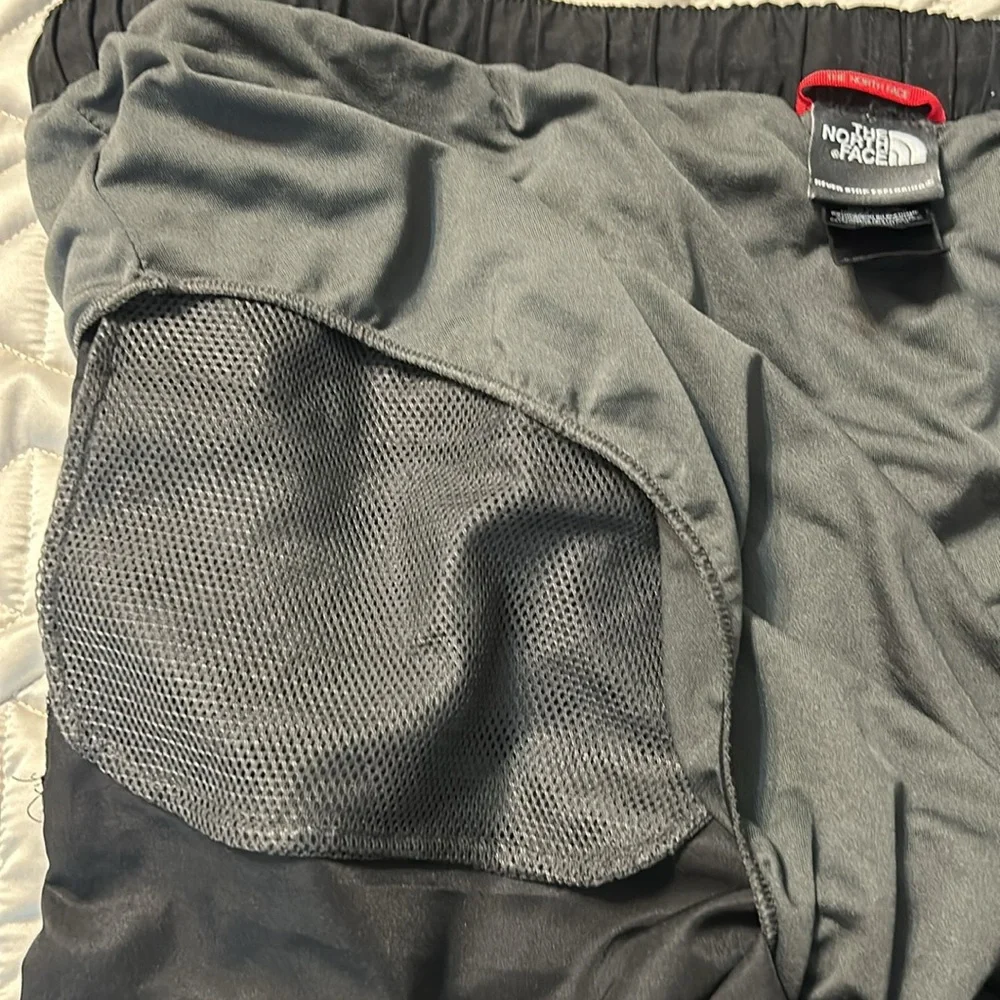 North face trunks/ shorts